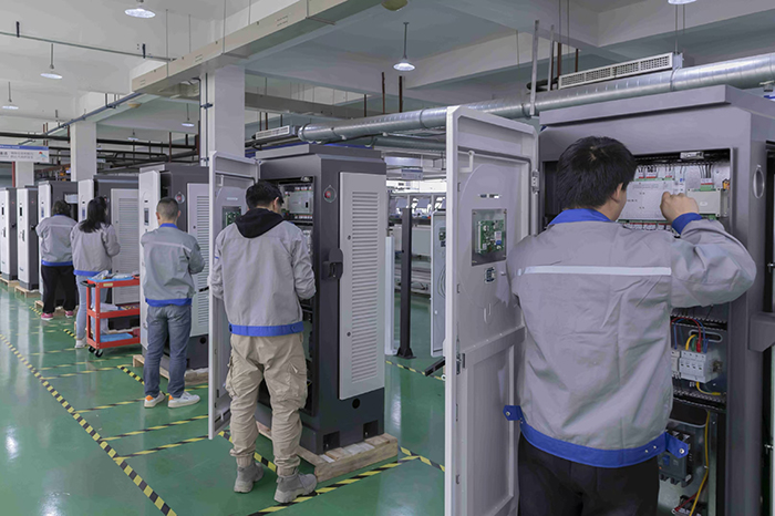 些“第一”见证外贸向“新”而行凯发K8登录起跑2025 这(图3)